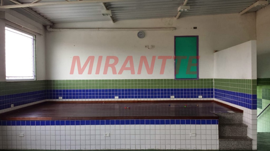 Comercial de 600m² em Freguesia do Ó