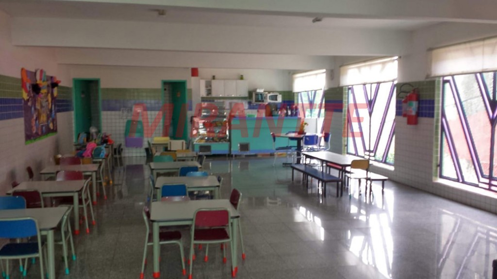 Comercial de 600m² em Freguesia do Ó
