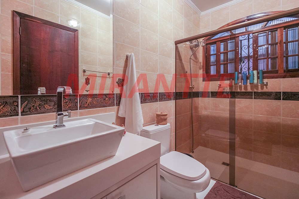 Sobrado de 501m² com 3 quartos em Horto Florestal