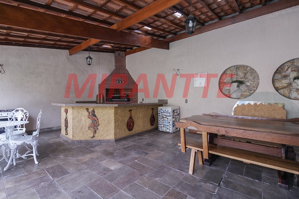 Sobrado de 501m² com 3 quartos em Horto Florestal