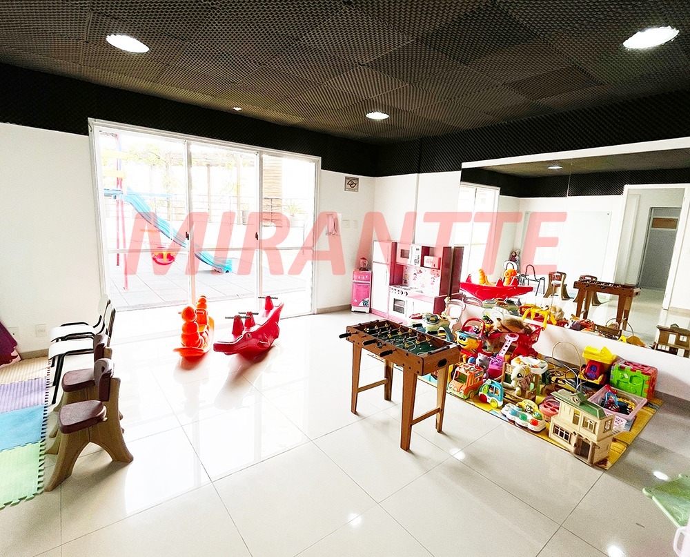 Apartamento de 116m² com 3 quartos em Santa Teresinha