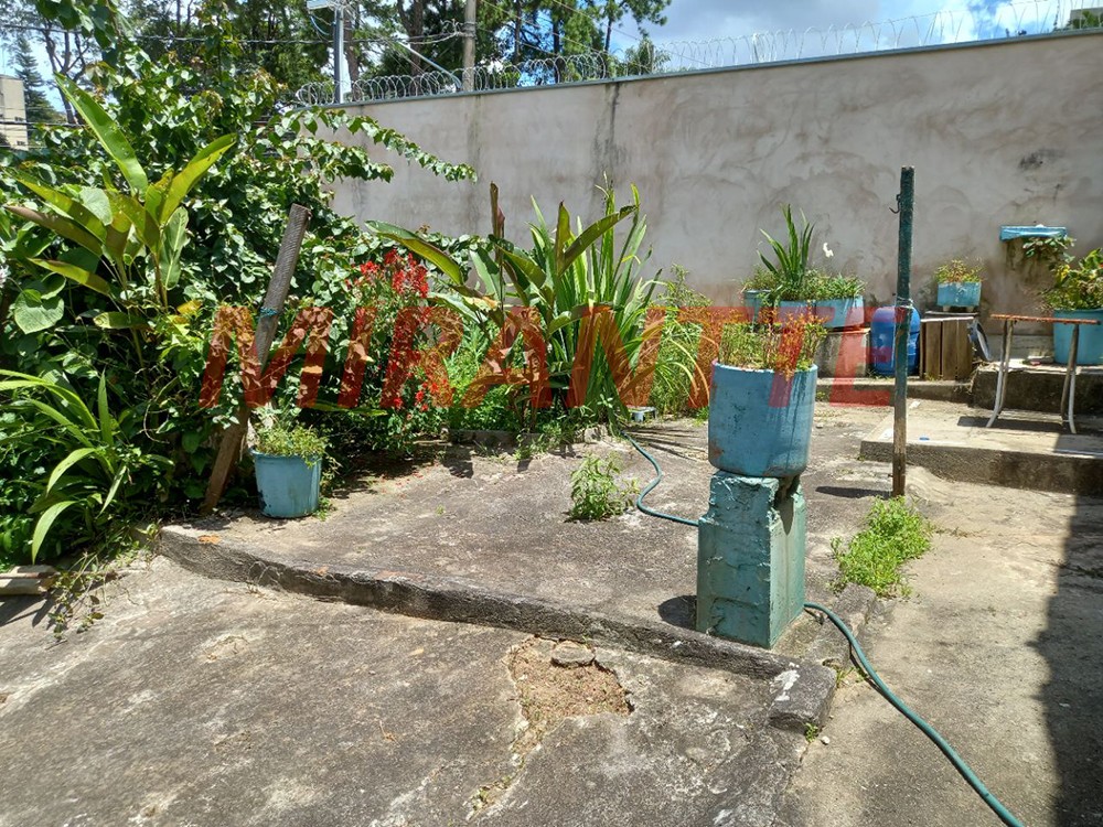 Terreno de 490m² em Jardim Floresta