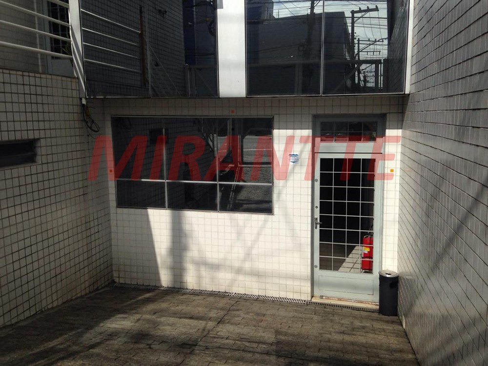 Comercial de 350m² em Santana