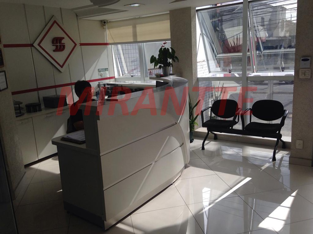 Comercial de 350m² em Santana