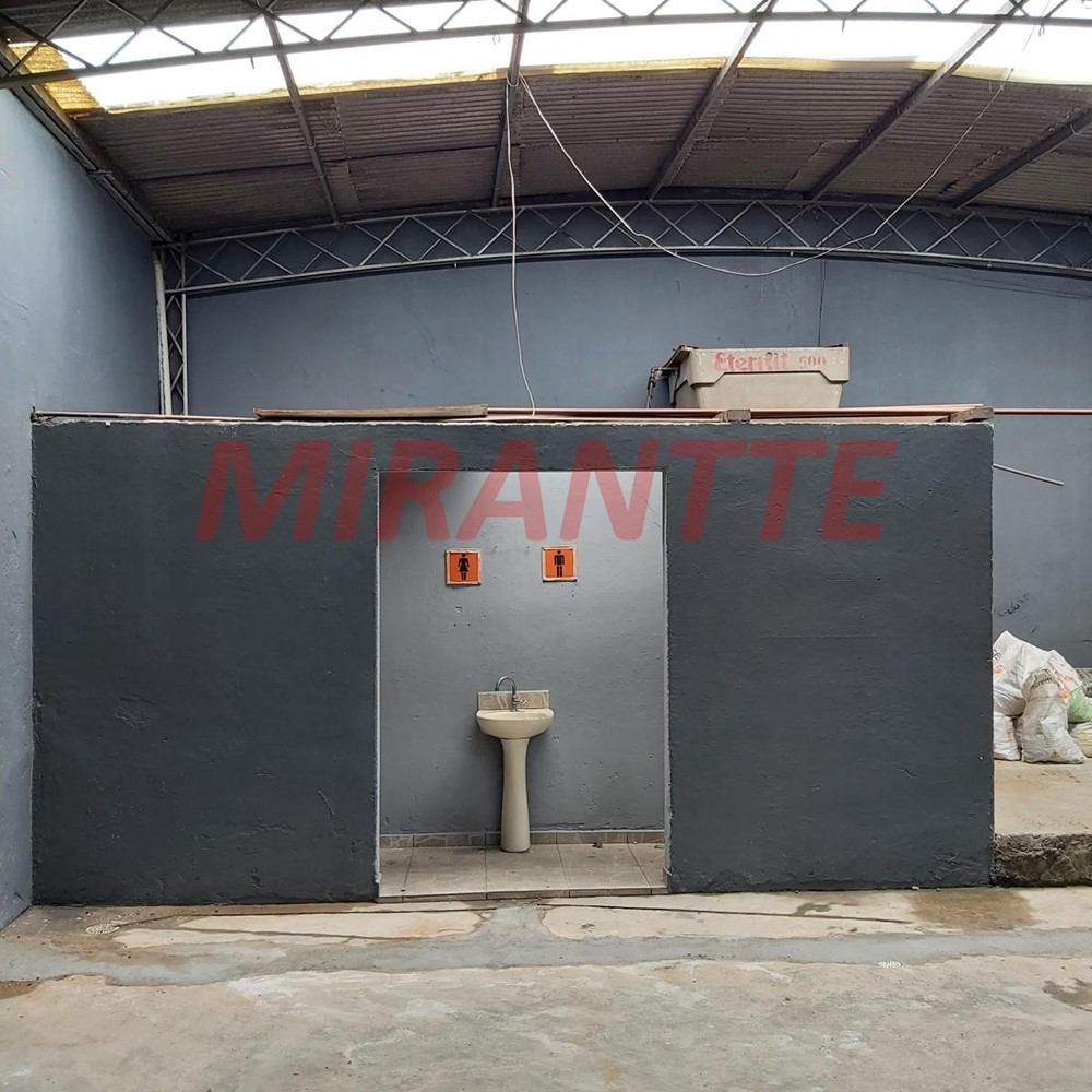 Comercial de 995m² em Vila Medeiros