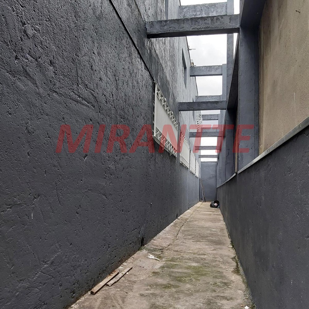 Comercial de 995m² em Vila Medeiros