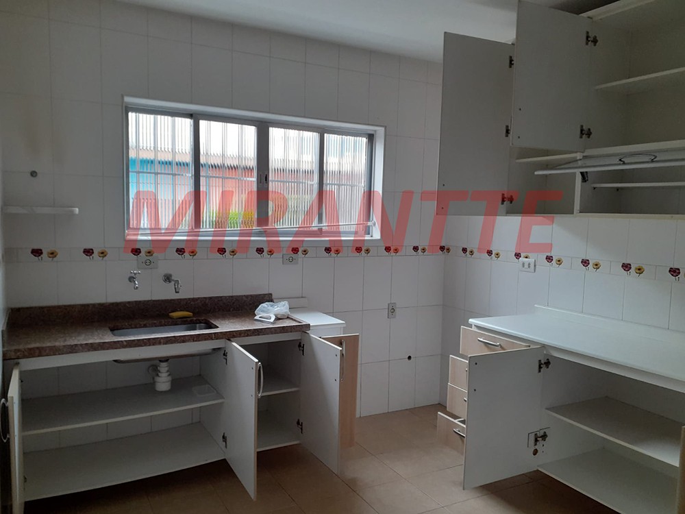 Sobrado de 140m² com 2 quartos em Vila Maria Baixa