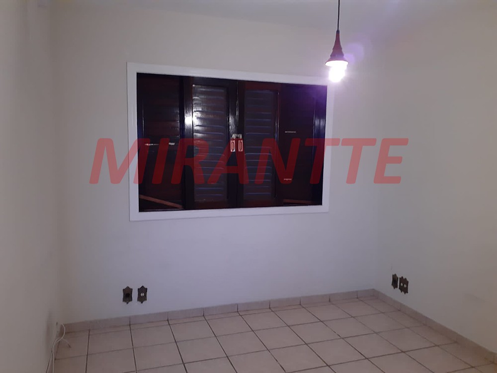 Sobrado de 140m² com 2 quartos em Vila Maria Baixa