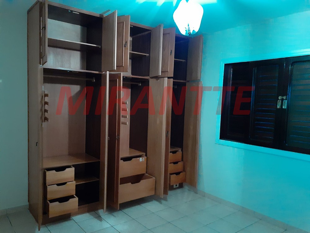 Sobrado de 140m² com 2 quartos em Vila Maria Baixa