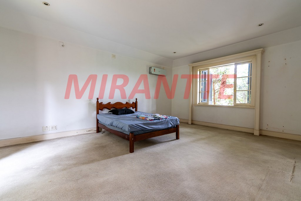 Sobrado de 956m² com 5 quartos em Cidade Jardim
