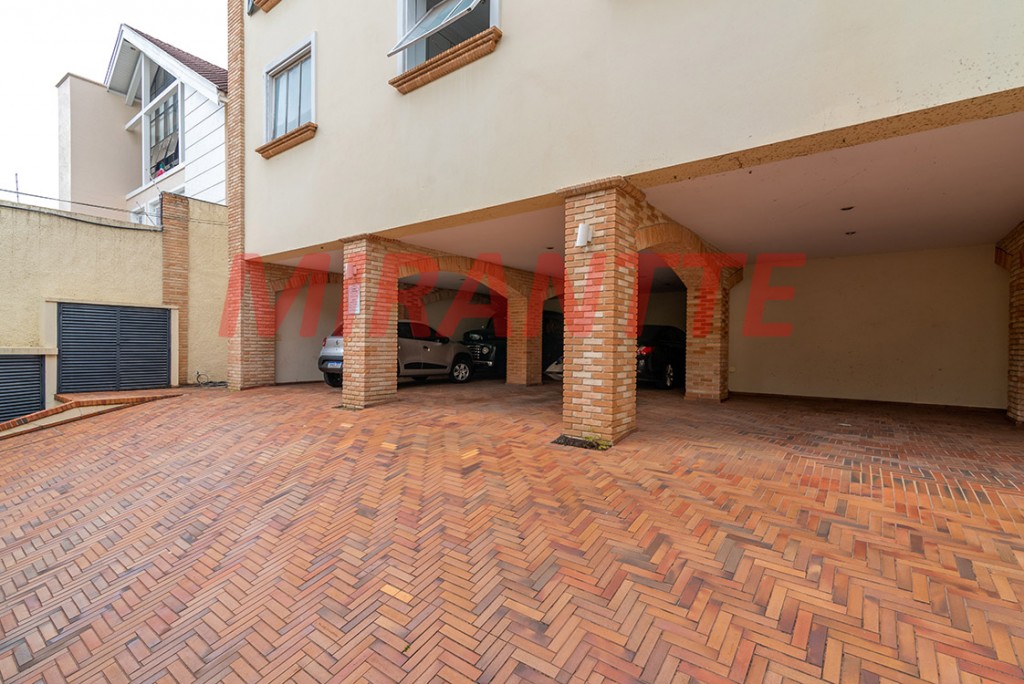 Sobrado de 956m² com 5 quartos em Cidade Jardim