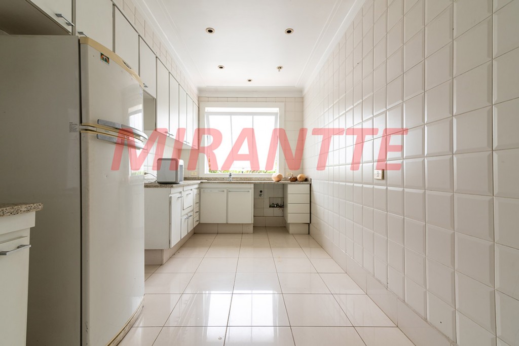 Sobrado de 956m² com 5 quartos em Cidade Jardim