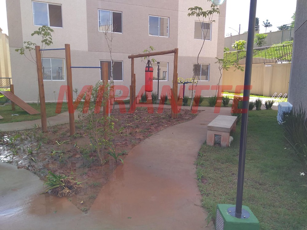 Apartamento com 2 quartos em Horto Florestal