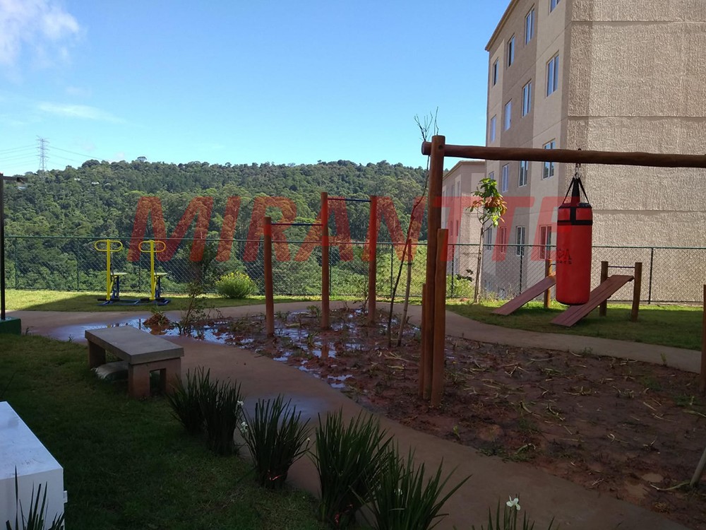 Apartamento com 2 quartos em Horto Florestal