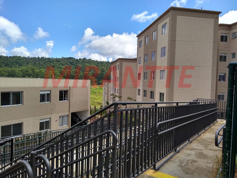 Apartamento com 2 quartos em Horto Florestal