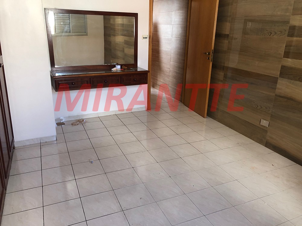 Sobrado de 142m² com 2 quartos em Imirim