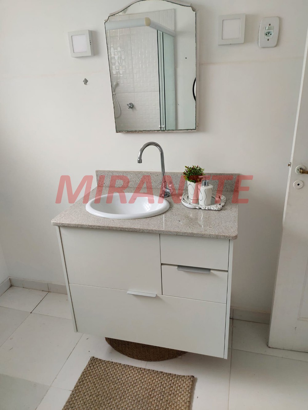 Apartamento de 71m² com 2 quartos em Santana