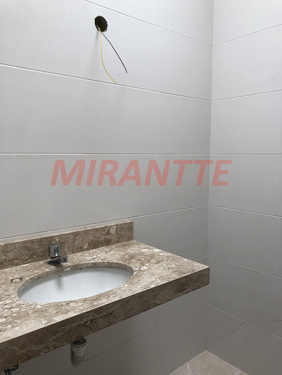 Cond. fechado de 110m² com 3 quartos em Vila Gustavo