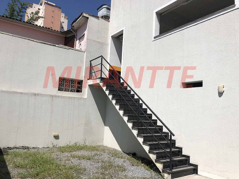 Cond. fechado de 110m² com 3 quartos em Vila Gustavo