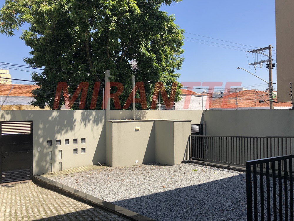 Cond. fechado de 110m² com 3 quartos em Vila Gustavo