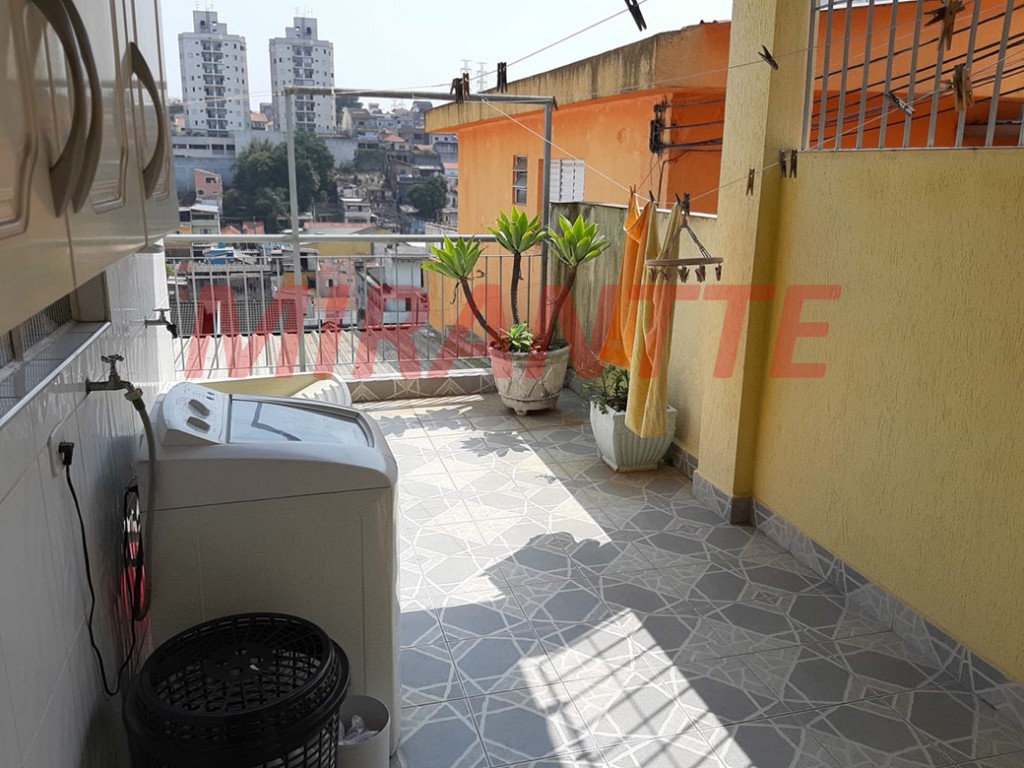 Sobrado de 220m² com 6 quartos em Vila Maria Alta