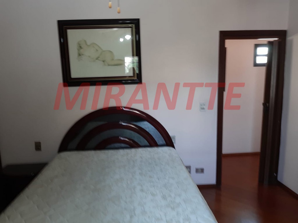 Sobrado de 220m² com 6 quartos em Vila Maria Alta