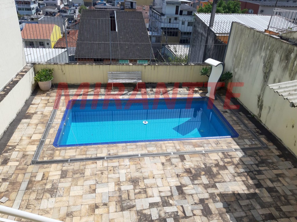 Sobrado de 220m² com 6 quartos em Vila Maria Alta