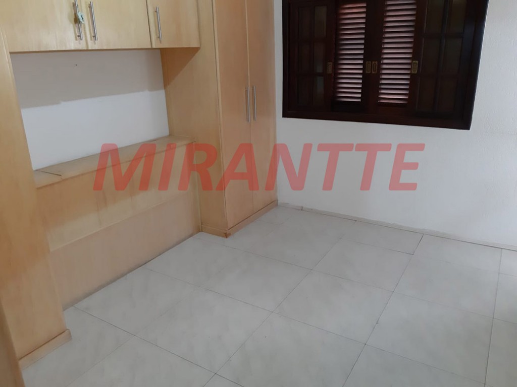 Sobrado de 220m² com 6 quartos em Vila Maria Alta