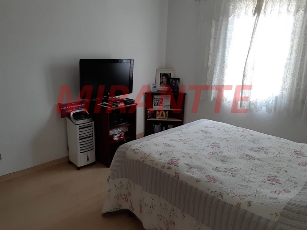 Sobrado de 220m² com 6 quartos em Vila Maria Alta