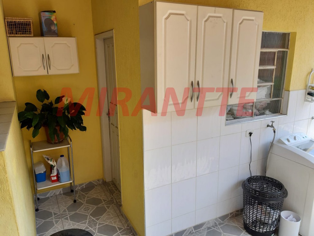 Sobrado de 220m² com 6 quartos em Vila Maria Alta