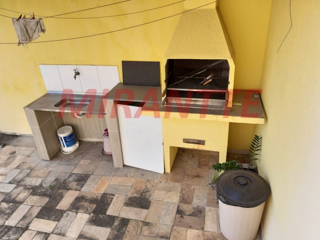 Sobrado de 220m² com 6 quartos em Vila Maria Alta