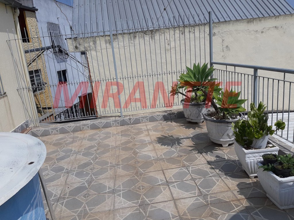 Sobrado de 220m² com 6 quartos em Vila Maria Alta