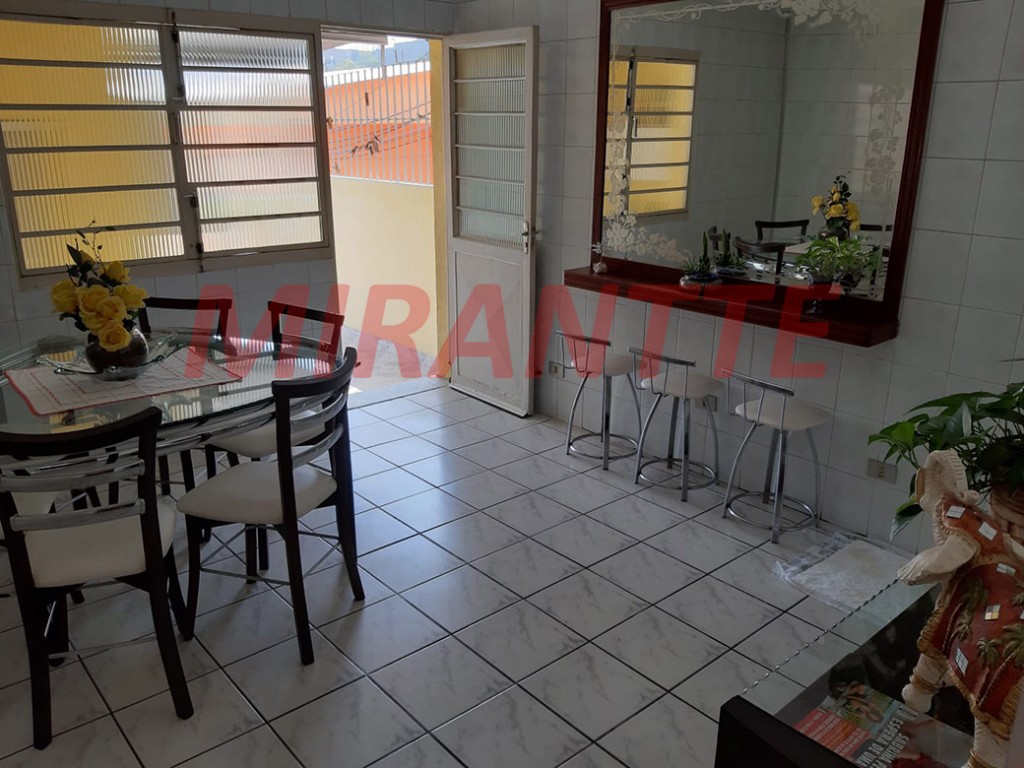 Sobrado de 220m² com 6 quartos em Vila Maria Alta