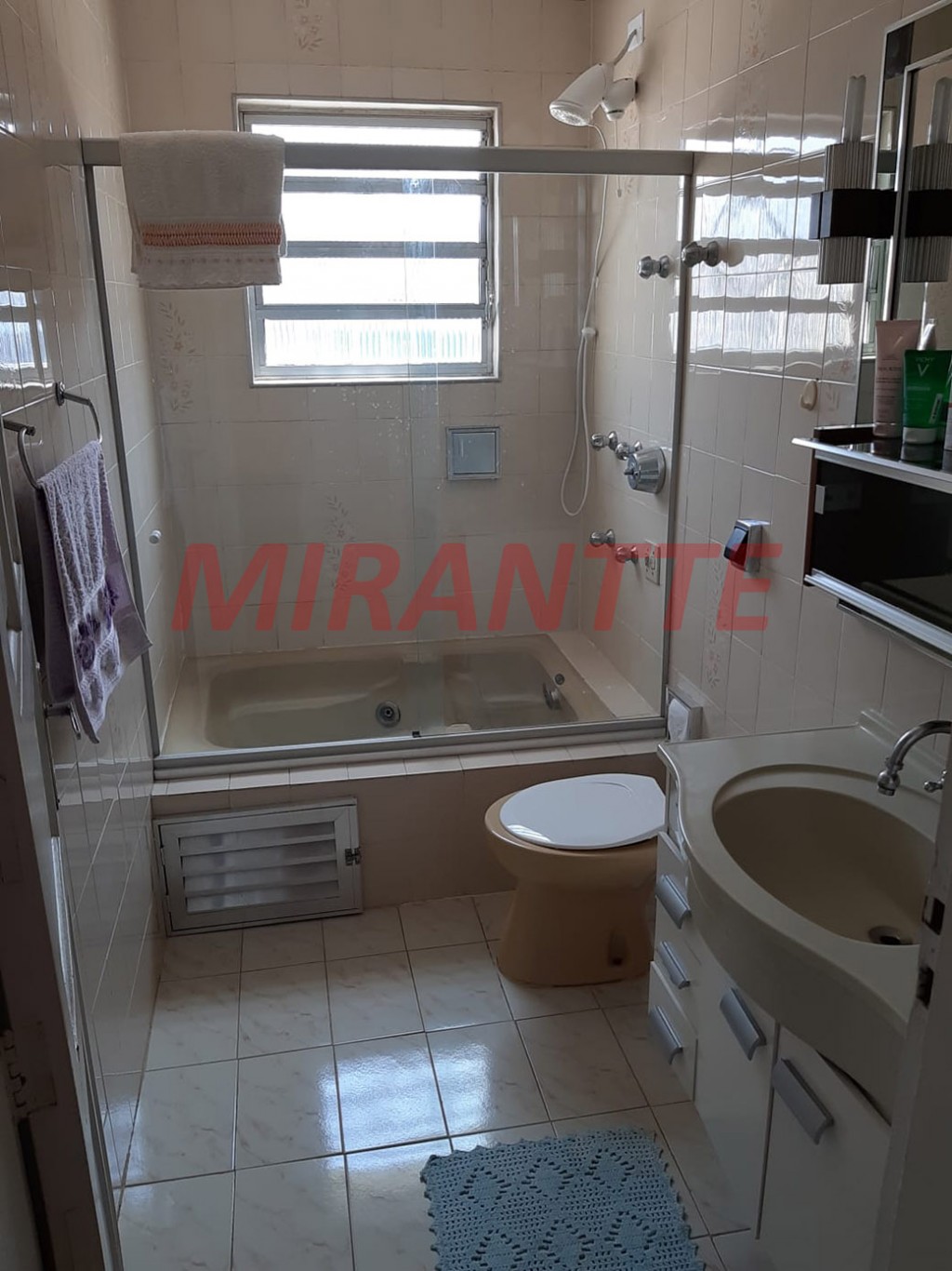 Sobrado de 220m² com 6 quartos em Vila Maria Alta