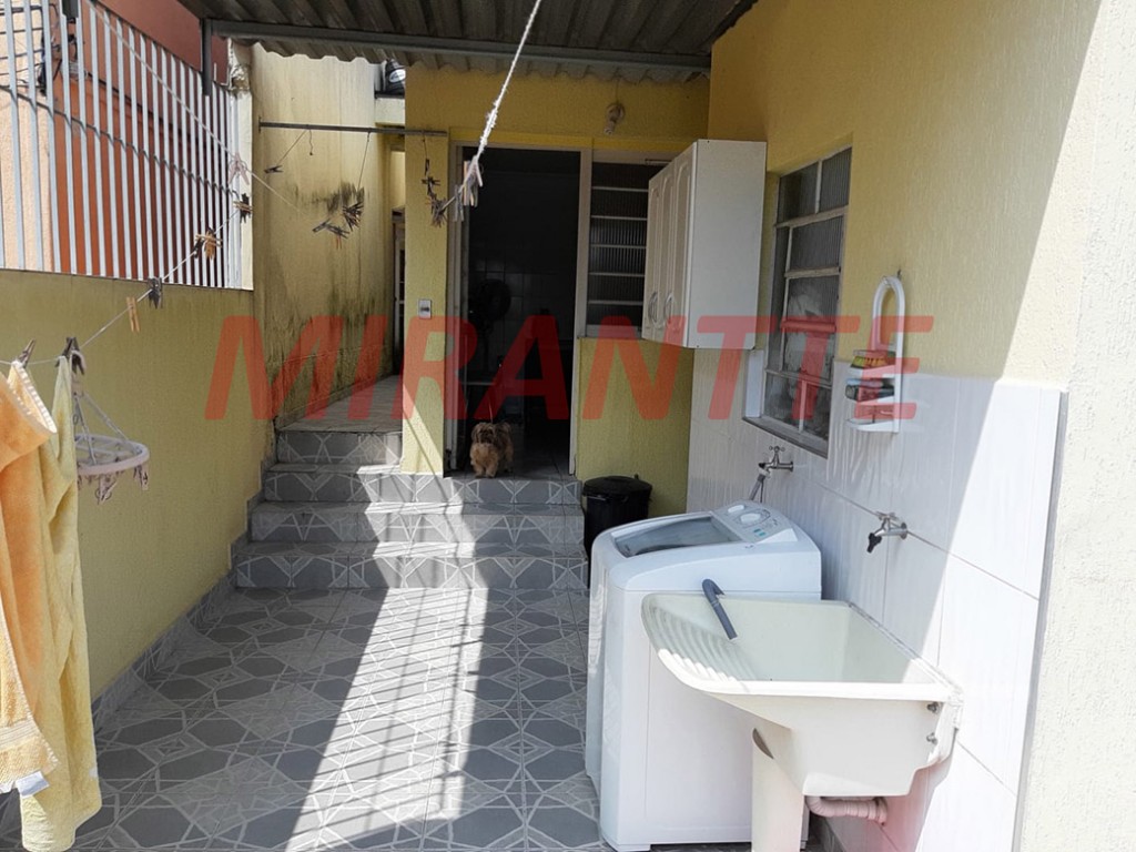 Sobrado de 220m² com 6 quartos em Vila Maria Alta