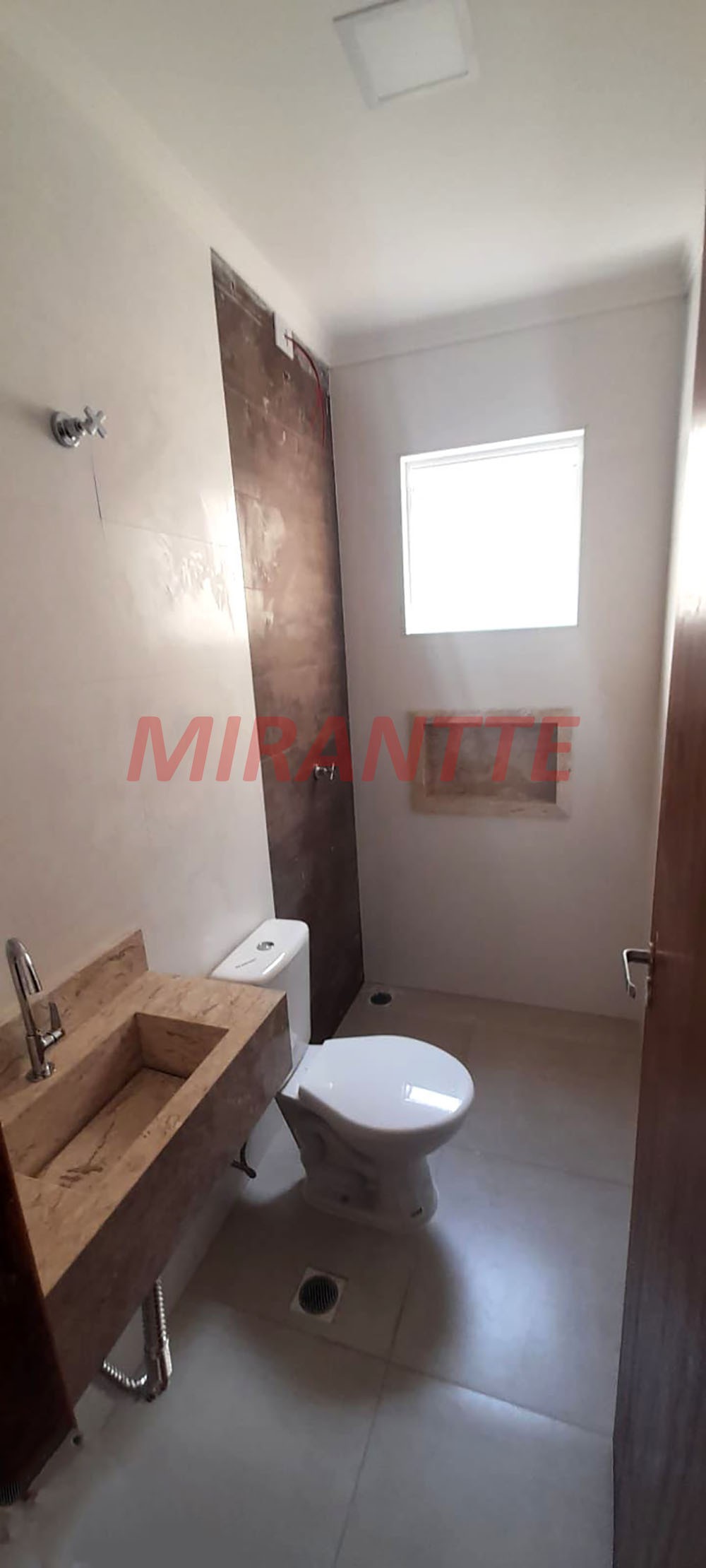 Casa terrea de 200m² com 3 quartos em Vila Maranduba