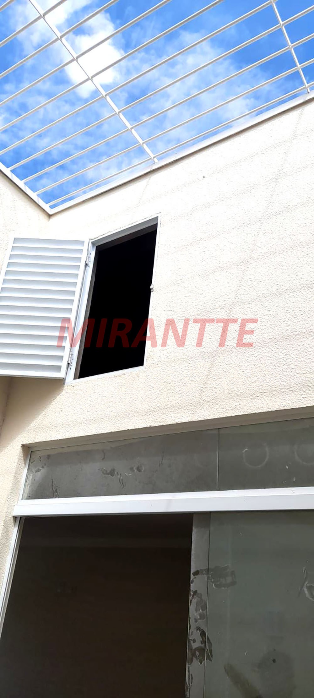 Casa terrea de 200m² com 3 quartos em Vila Maranduba