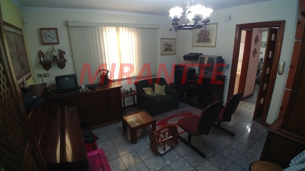 Comercial de 246m² em Vila Gopoúva