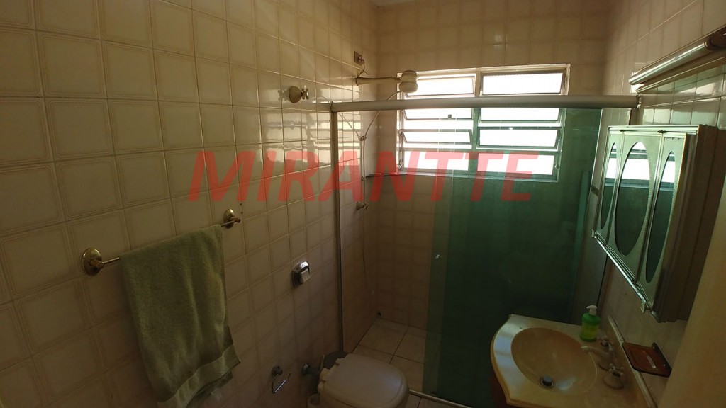 Comercial de 246m² em Vila Gopoúva