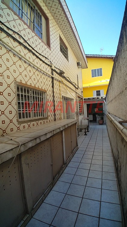 Comercial de 246m² em Vila Gopoúva