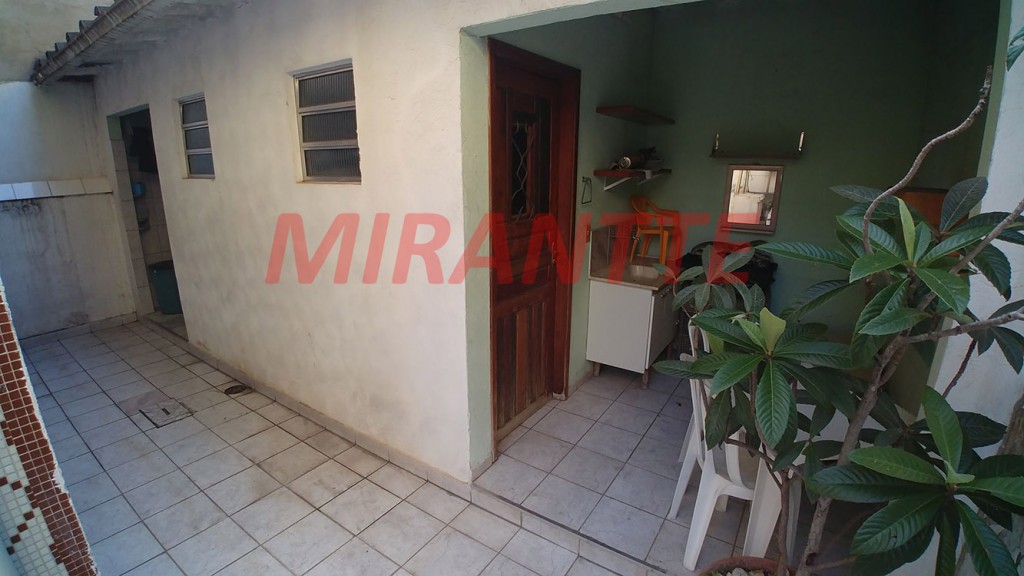 Comercial de 246m² em Vila Gopoúva