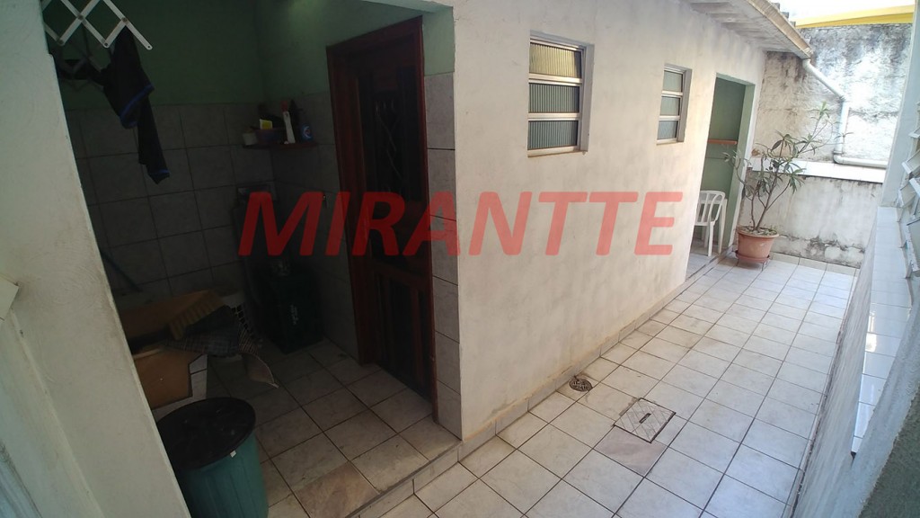Comercial de 246m² em Vila Gopoúva