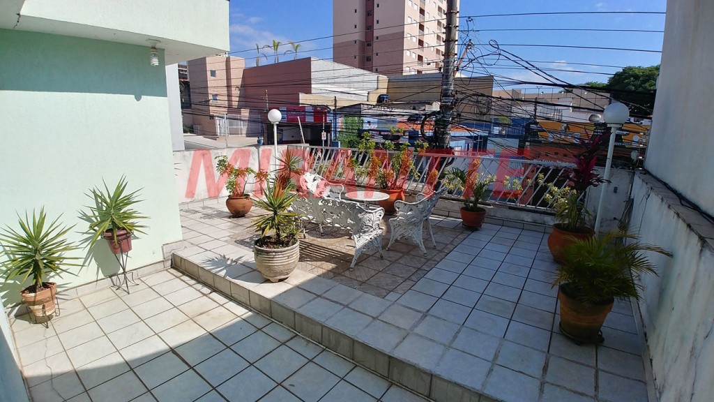 Comercial de 246m² em Vila Gopoúva