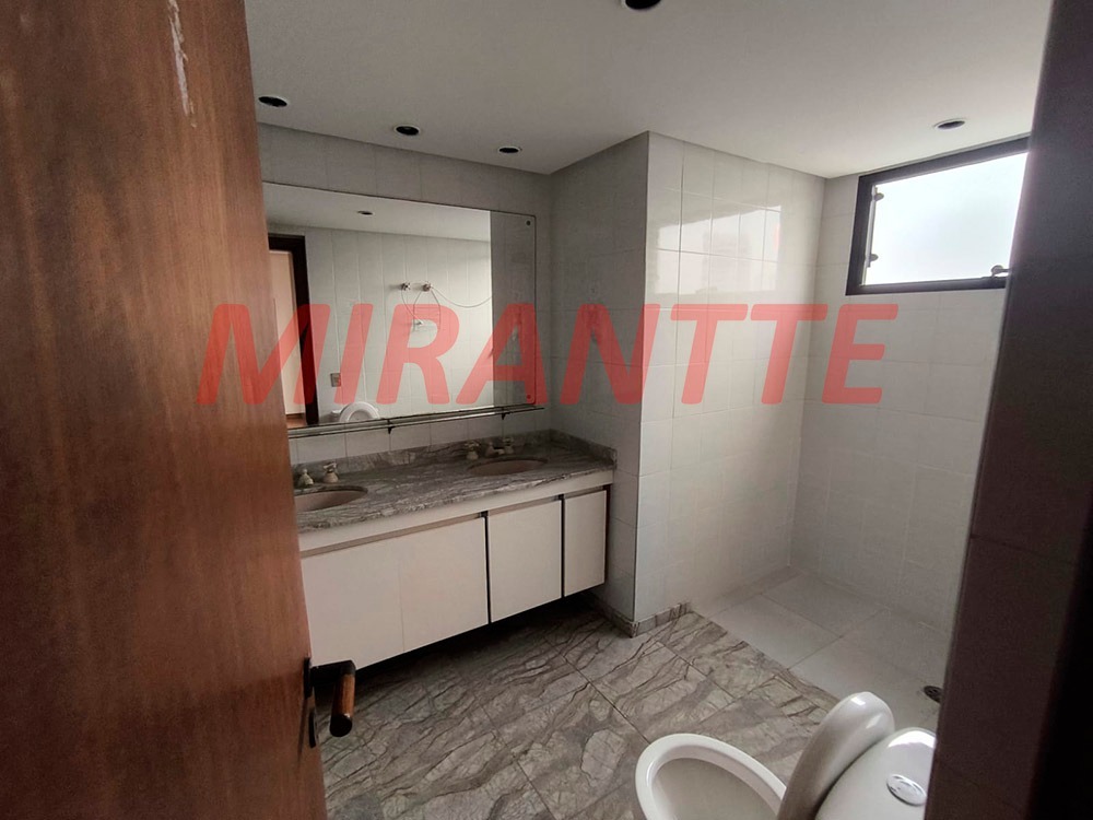 Cobertura de 350m² com 5 quartos em Santana
