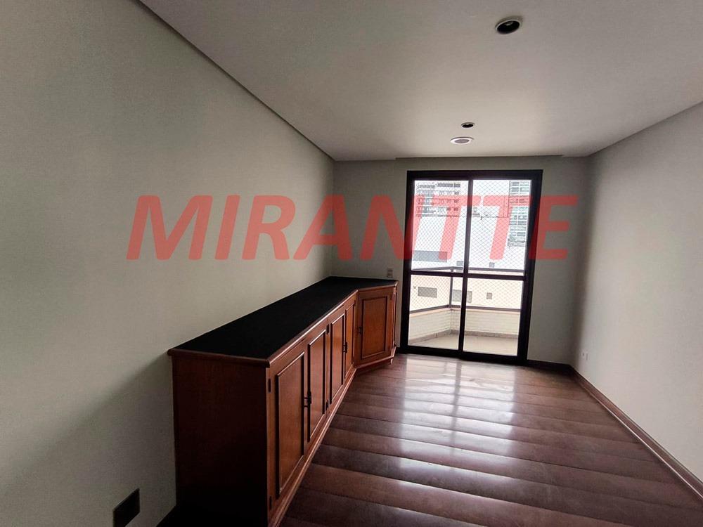 Cobertura de 350m² com 5 quartos em Santana