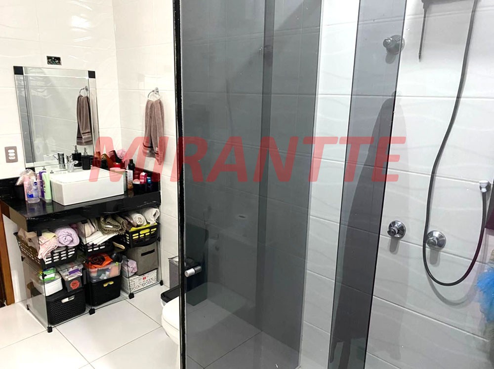 Sobrado de 261m² com 3 quartos em Vila Silveira
