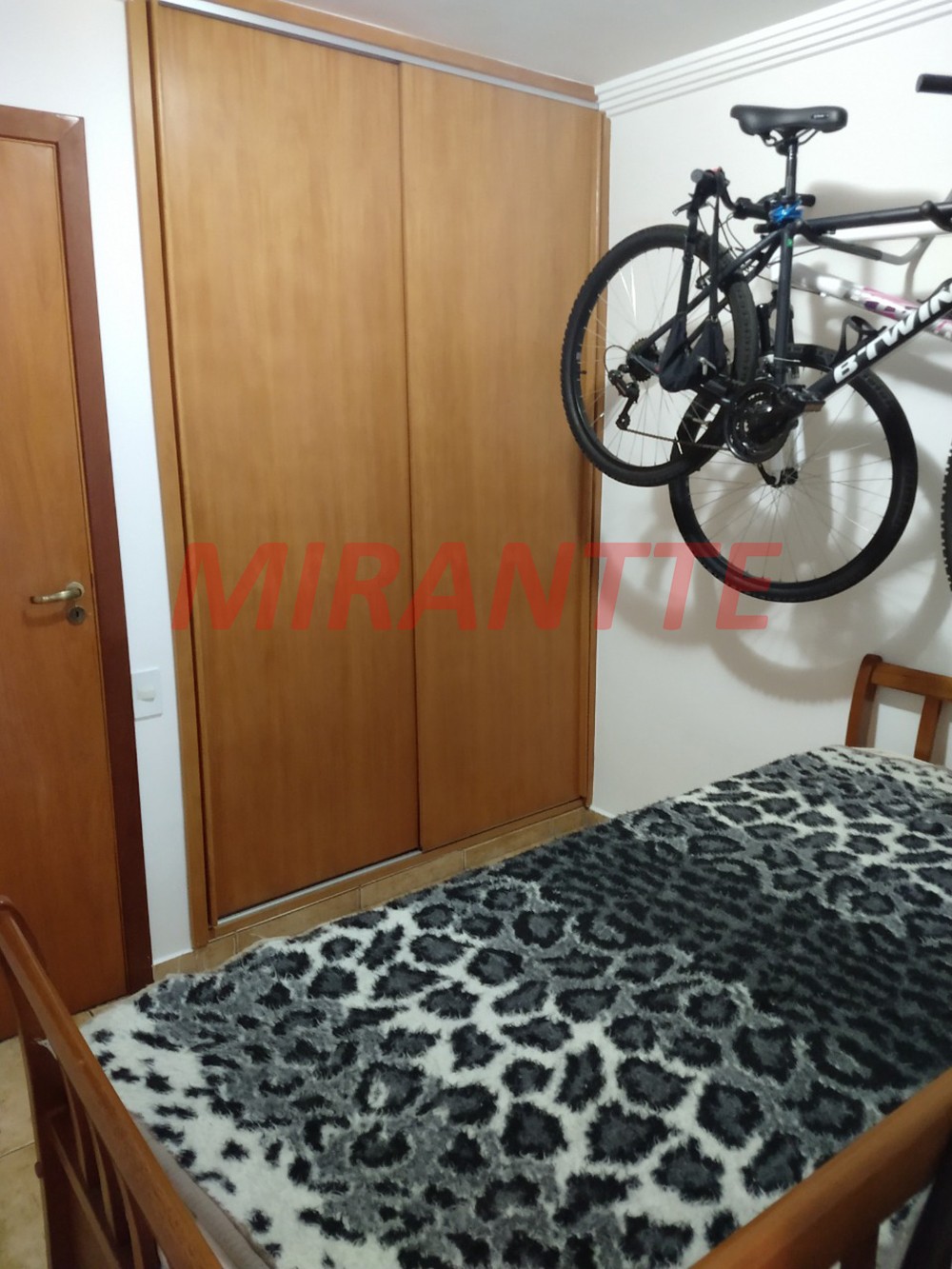 Apartamento de 85m² com 3 quartos em Santana