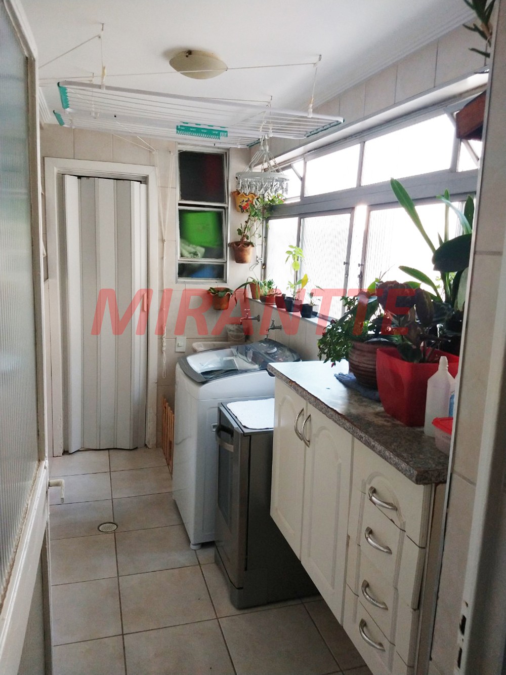 Apartamento de 85m² com 3 quartos em Santana