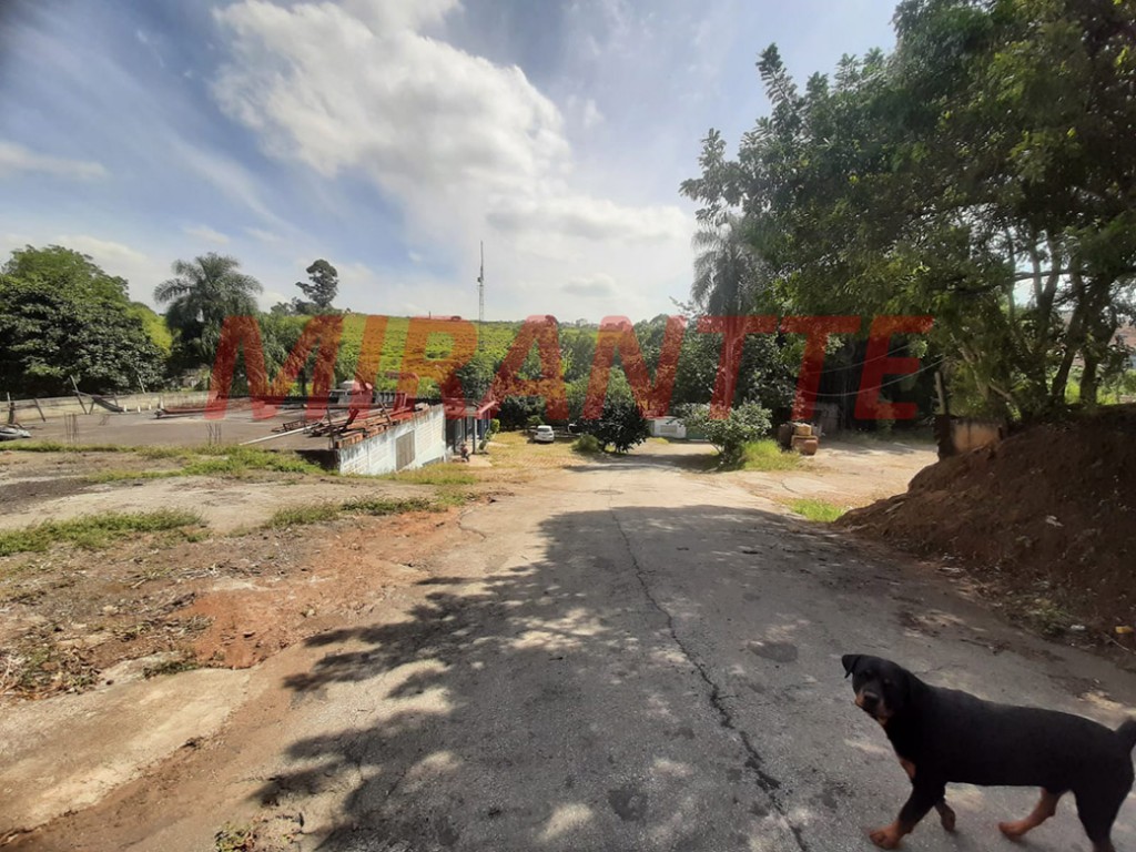 Terreno de 7500m² em Parque Anhanguera