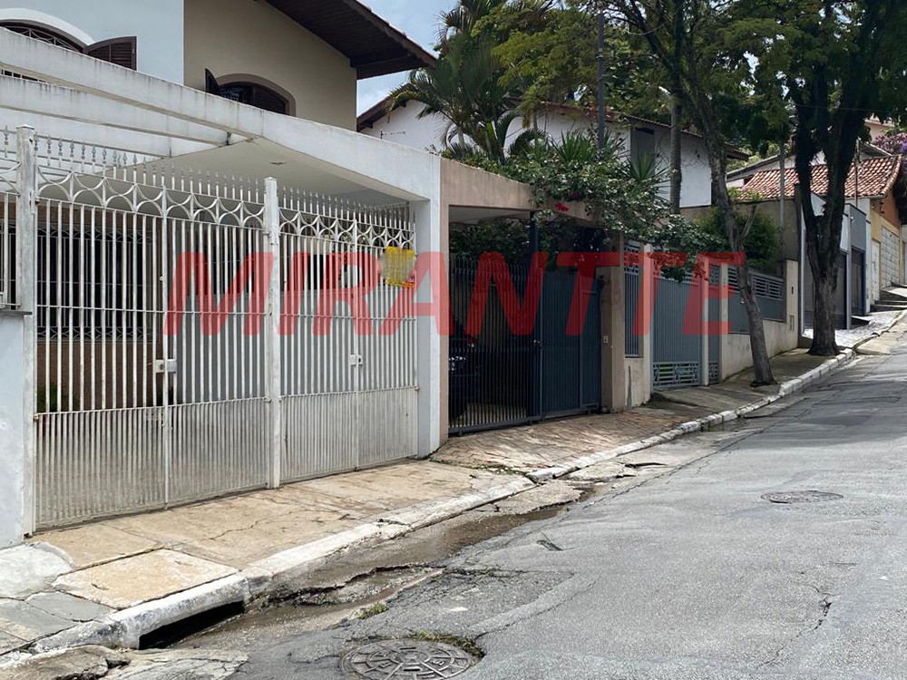 Sobrado de 132m² com 3 quartos em Tremembe